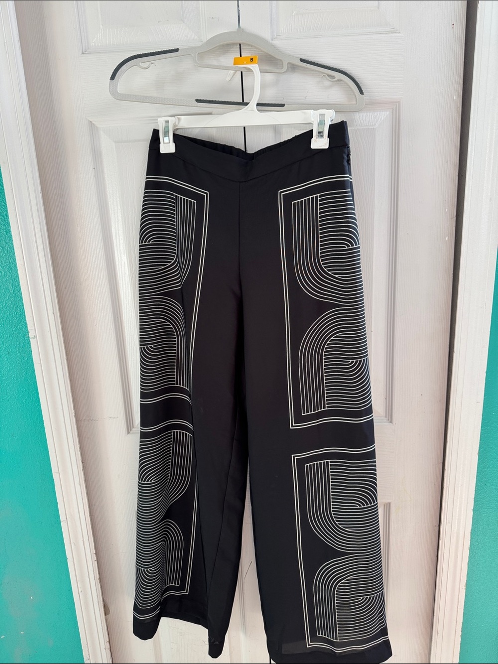 Black Pants WORN ONCE .  Very Beautiful by H&M